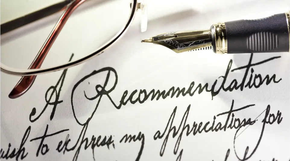 A handwritten recommendation representing a customer testimonial